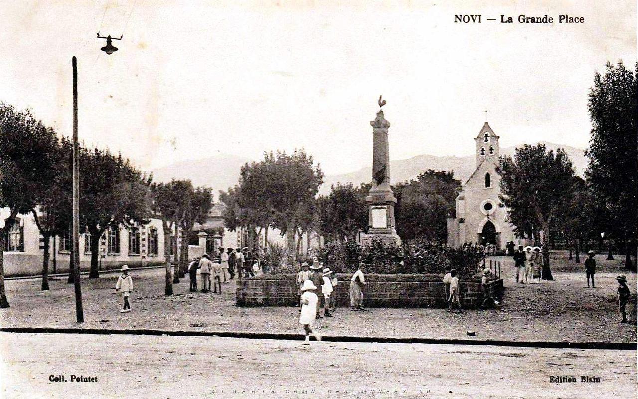 1986- Novi - La Grande Place.jpg
